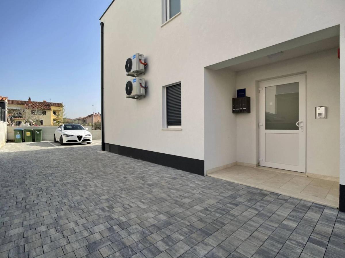 Apartment Kate Pula Exterior photo